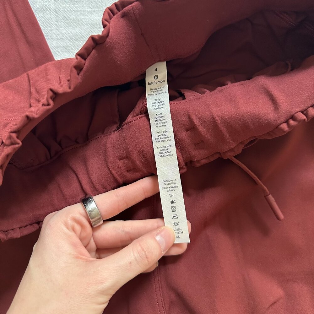 Lululemon Maroon Stretch Pant - Women's 4 - Picture 4 of 4